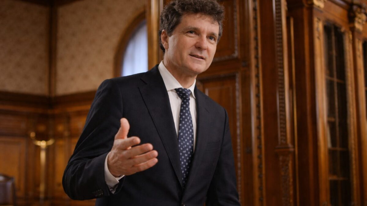 Legea salarizării, amânată de Cotroceni după negocieri eșuate