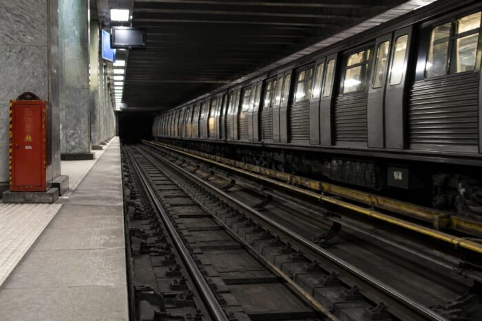 Metrorex datorii, Datoriile Metrorex pun în joc circulația metroului din București și arată un minus de peste 451 de