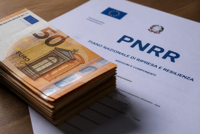 Parlamentul blochează 972 de milioane de euro din PNRR