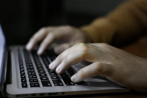 Microsoft blocheaza 2,37 milioane de emailuri frauduloase zilnic. Hackerii folosesc caractere invizibile