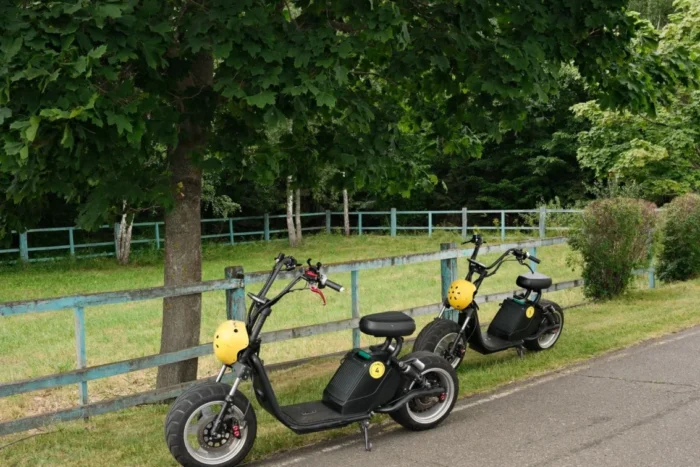 casca trotinete electrice