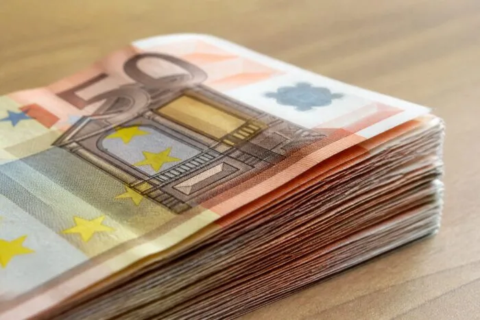 Bancnote euro de tip EU-style