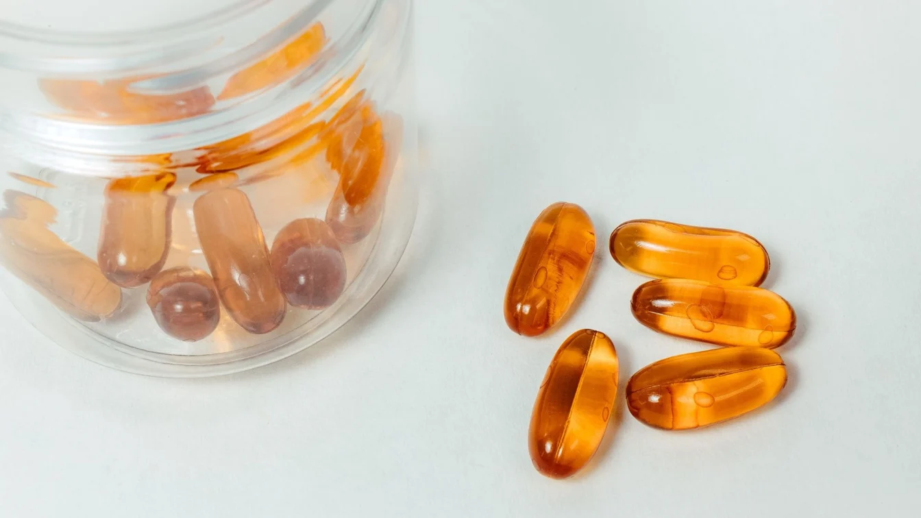 Cum se ia corect vitamina D. Medicul Adina Ghemigian avertizează pacienții cu colesterol mărit