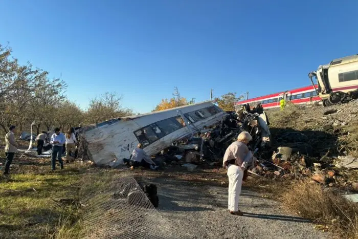 Vagoane deraiate în urma accidentului feroviar