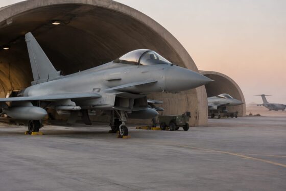 Regatul Unit trimite avioane Typhoon pentru apărarea Arabiei Saudite după atacurile houthi