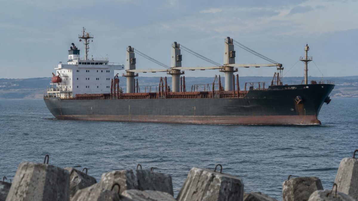 Navă cargo