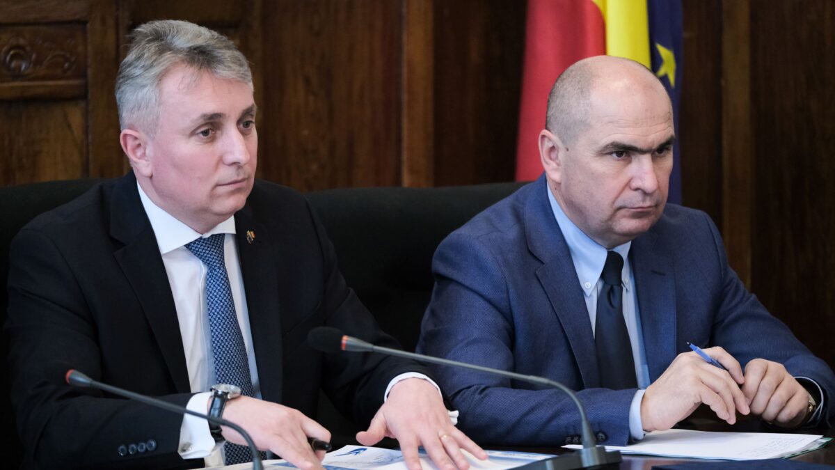 Lucian Bode și Ilie Bolojan, la o conferință de presă