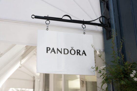 Pandora a deschis în Vietnam o fabrică de 150 de milioane de dolari și își mărește capacitatea cu 50%