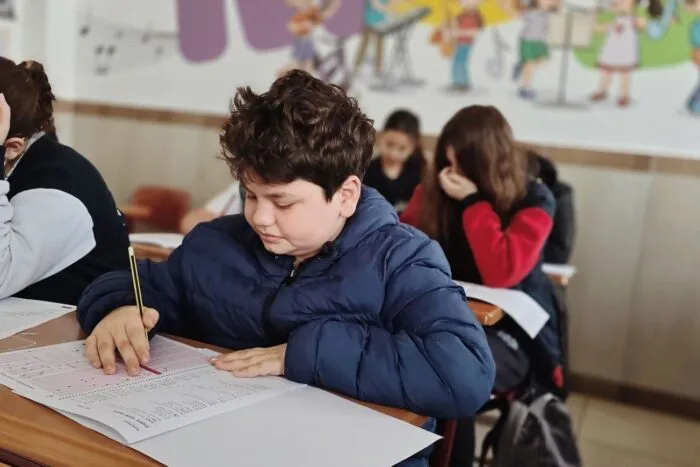 Elevi la testarea înțelegerii textului