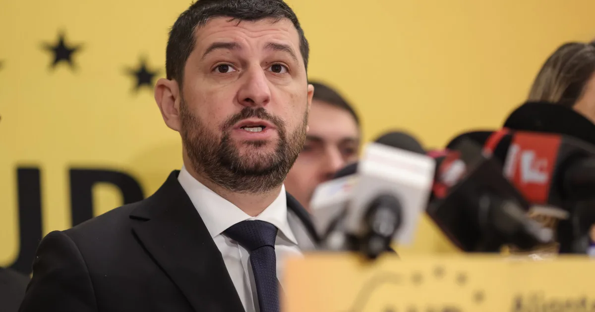 Marius Lulea, la o conferință de presă