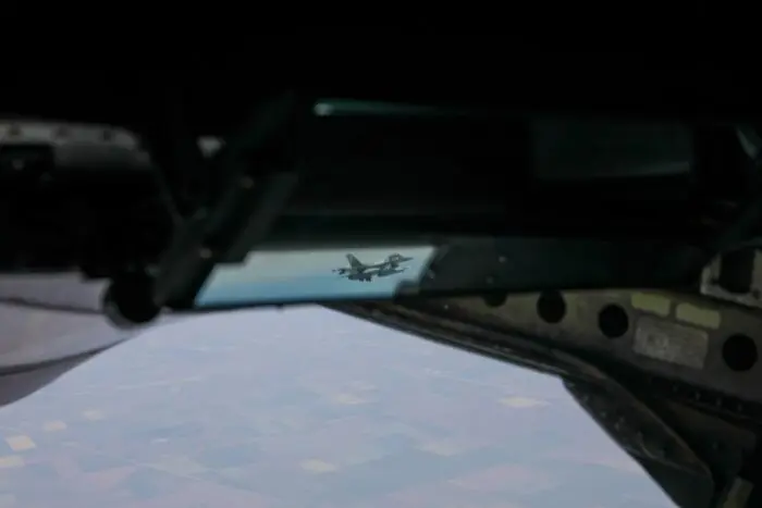 Ministrul Apărării anunță două drone intrate în România. MApN confirmase public intrarea unei singure ținte