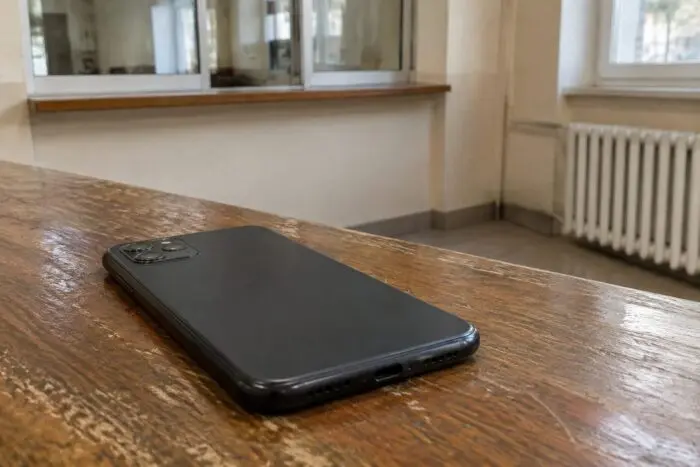 Aplicația pe un smartphone