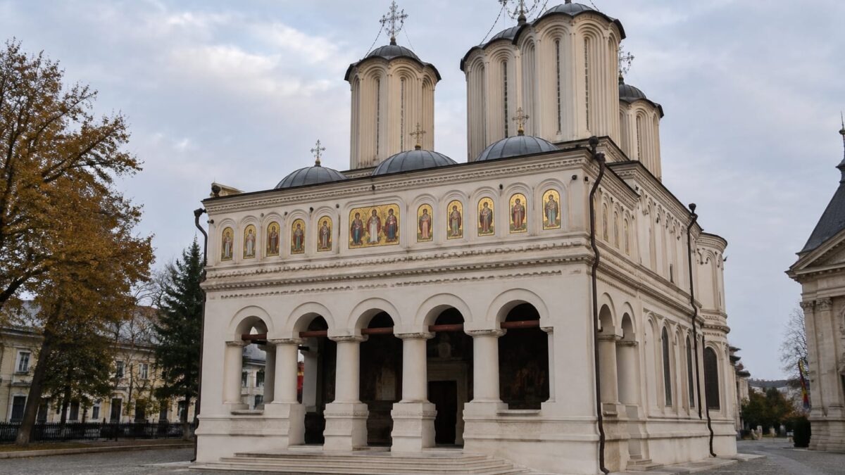 Patriarchal Cathedral în octombrie