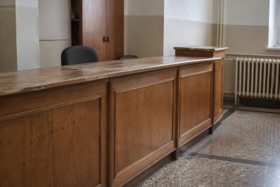 Soțul supraviețuitor poate încasa pensie de urmaș șase luni, inclusiv fără să fi împlinit vârsta de pensionare