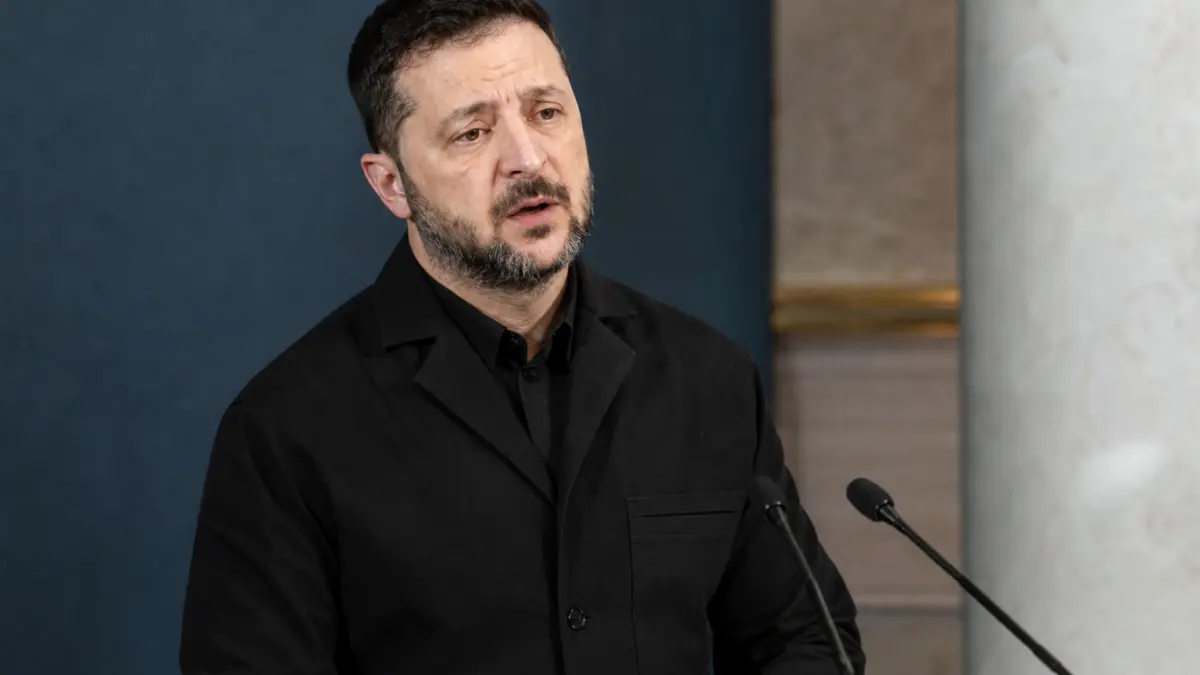 Rețeaua electrică a Ucrainei a fost lovită din nou. Circa 280.000 de familii din două regiuni erau fără curent, potrivit lui Zelenski