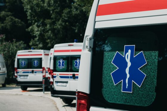 Ambulanțelor le lipsesc 168 de milioane de lei pentru salariile din noiembrie și decembrie
