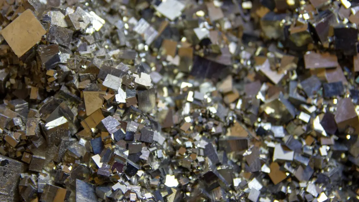UE și Canada au prezentat acorduri pentru minerale și tehnologie la Montréal