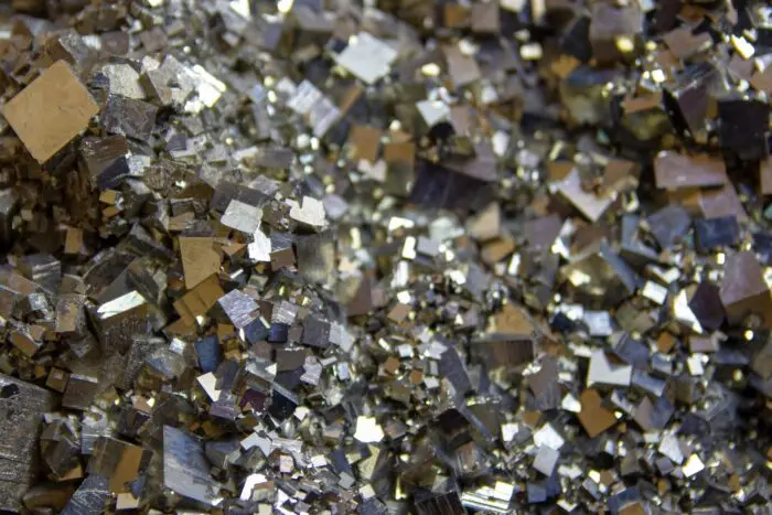 UE și Canada au prezentat acorduri pentru minerale și tehnologie la Montréal