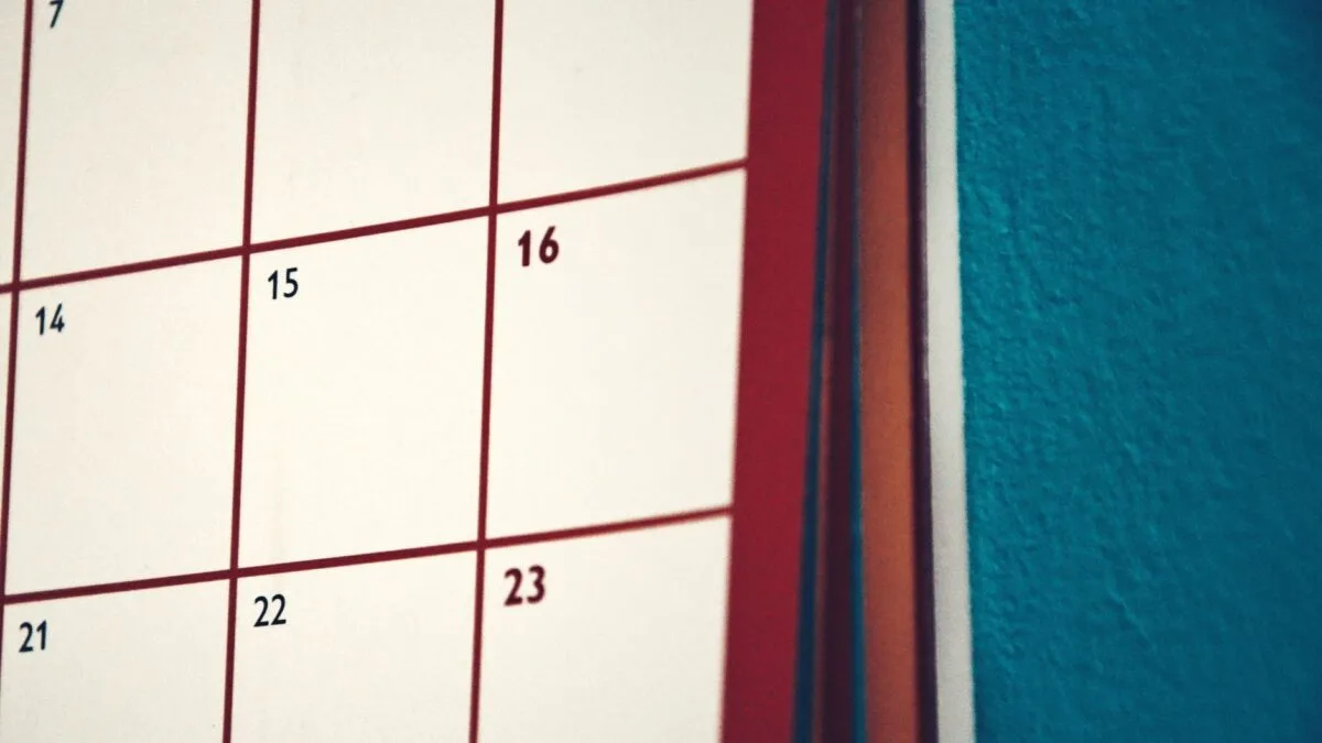 Calendar cu zile libere 2027