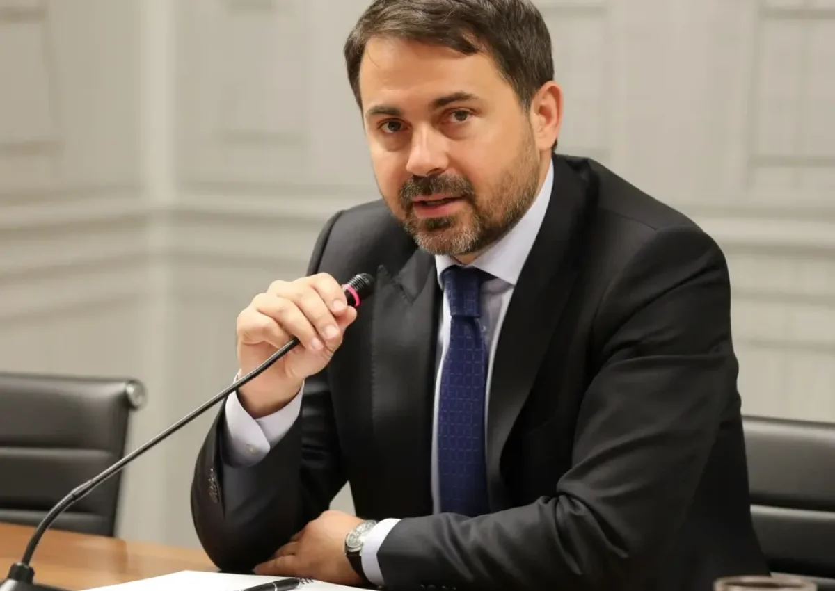 deputat_cere_actiuni_pentru_liceele_romanesti_din_ucraina.webp.webp deputat_cere_actiuni_pentru_liceele_romanesti_din_ucraina.webp.webp